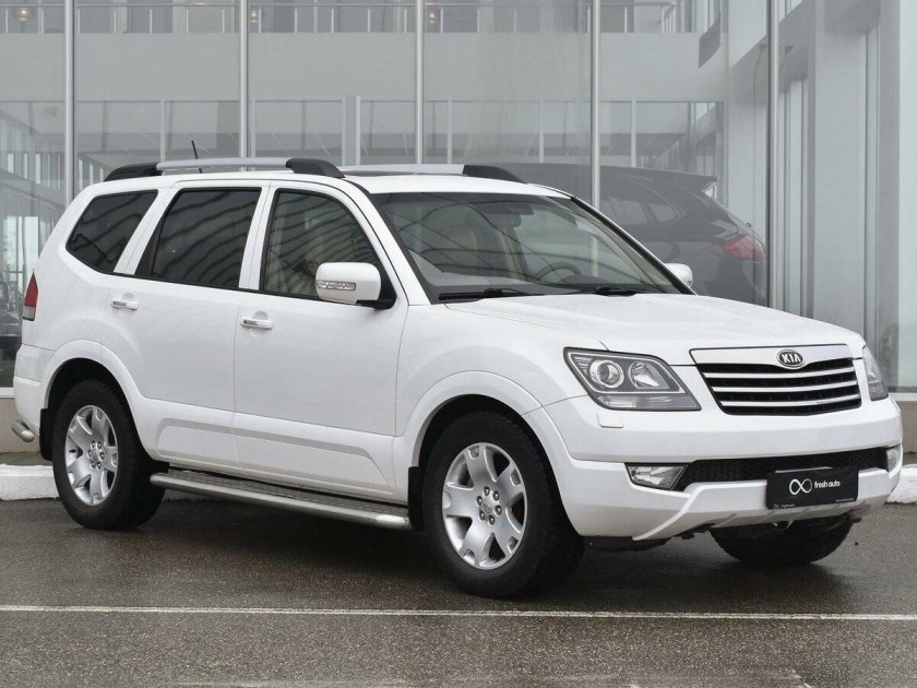 Джип Киа Мохаве белый