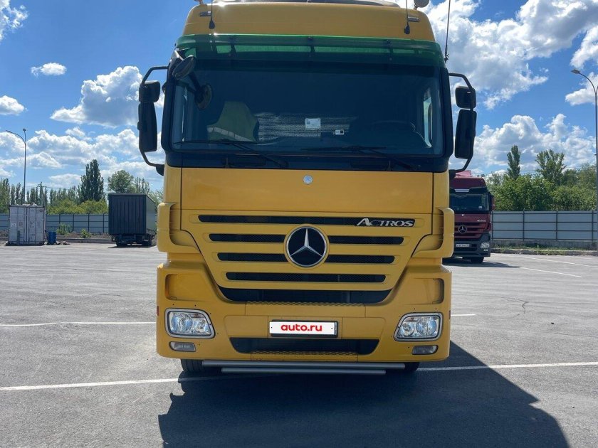 Мерседес бенц актрос