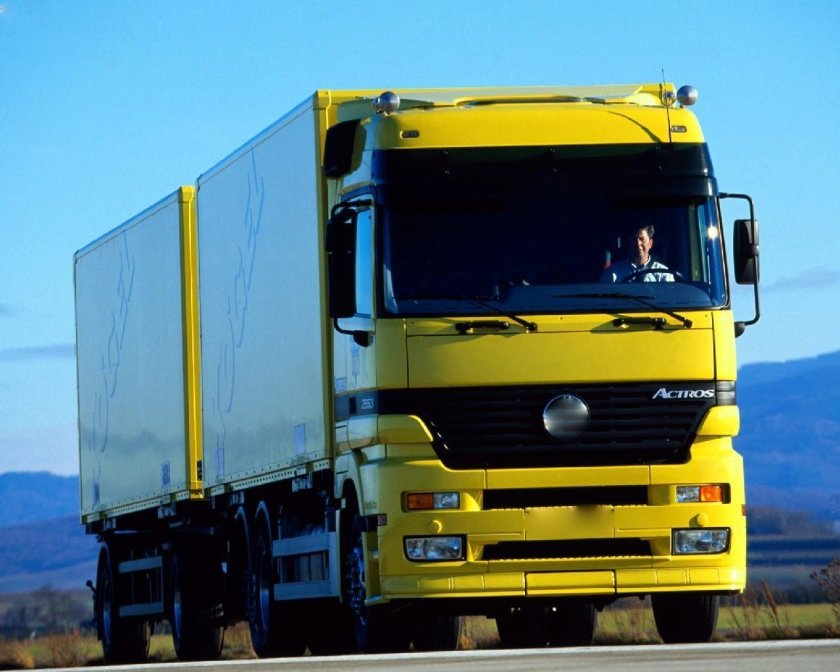 Мерседес Актрос мп1