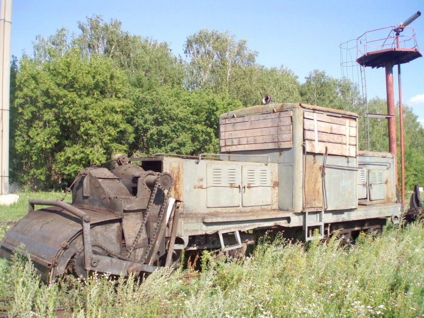 Узкоколейный тепловоз ту-2