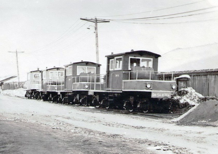 Узкоколейный мотовоз МД-54