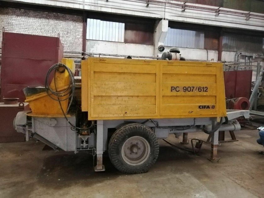 Прицепной бетононасос