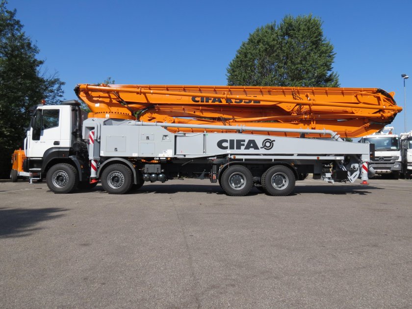 Автобетононасос Чифа