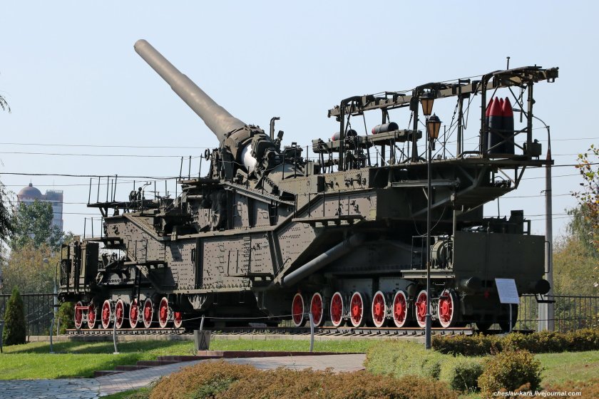 Дора пушка поклонная гора