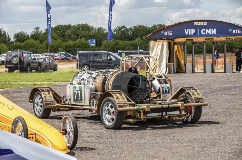 100як автомобиль