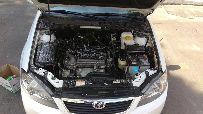Daewoo Gentra подкапотка
