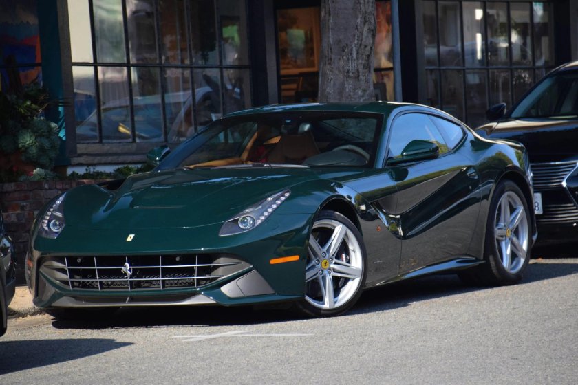 Ferrari f12 Berlinetta Green