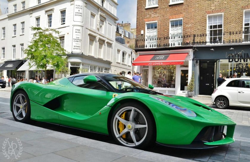 Феррари ЛАФЕРРАРИ зеленая