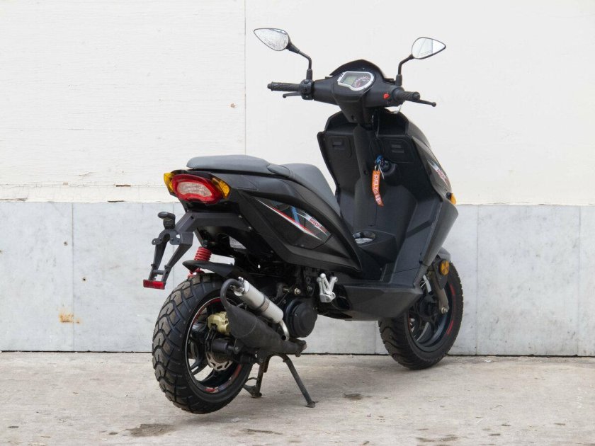 Stels arrow benelli 100