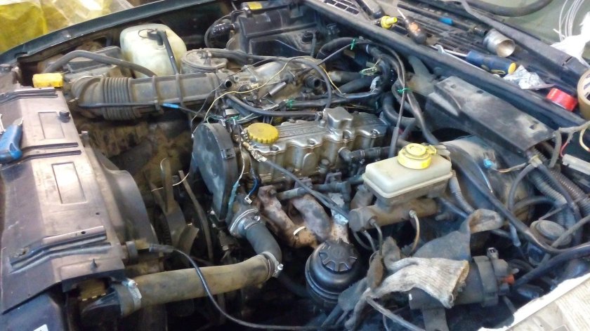 Двигатель 2.2 Шевроле блейзер 2.2