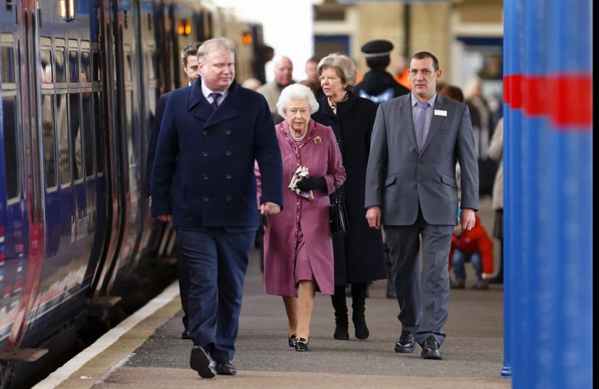 Собственный поезд у королевской семьи