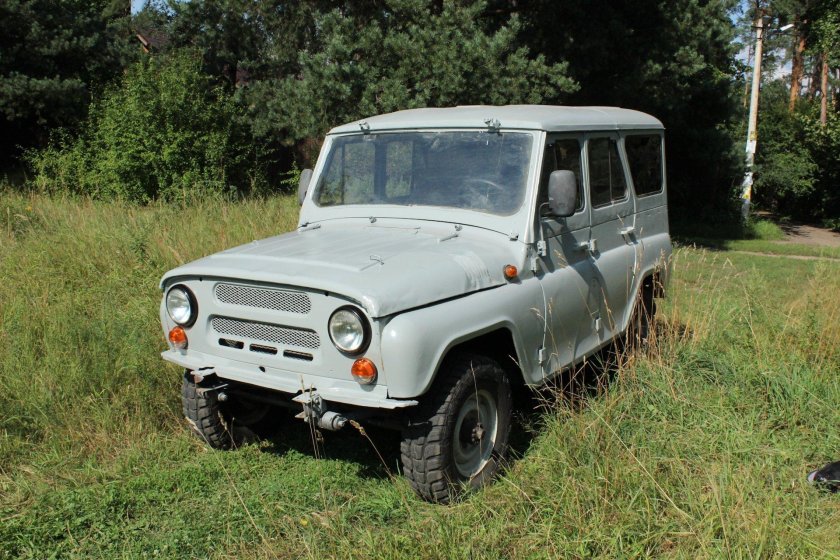 УАЗ 31514 серый