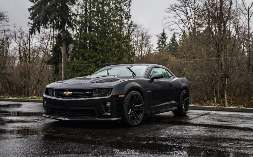 Chevrolet Camaro zl1 2012