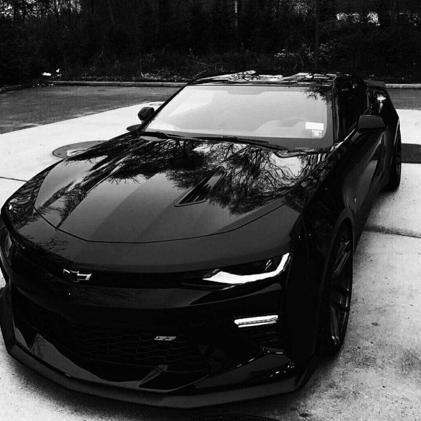 Шевроле Камаро 2020 черная