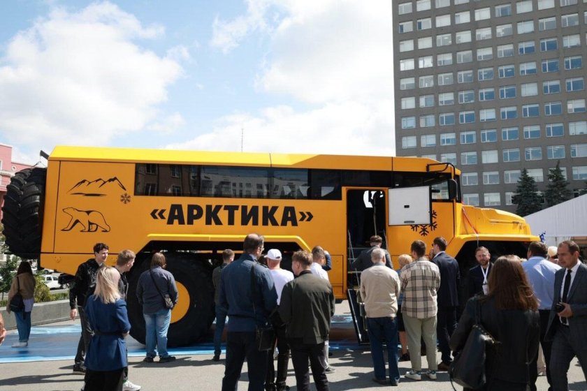 Урал Арктика автобус