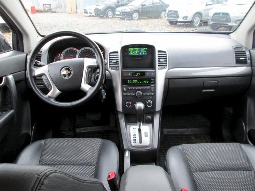 Chevrolet Captiva 2008 салон