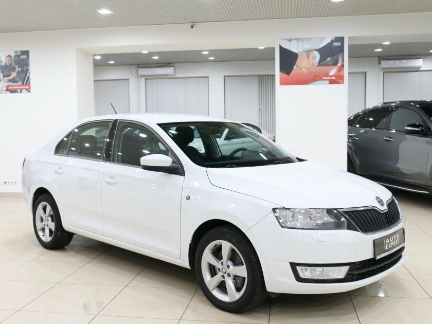 Skoda Rapid 2017 — 2020 i Рестайлинг