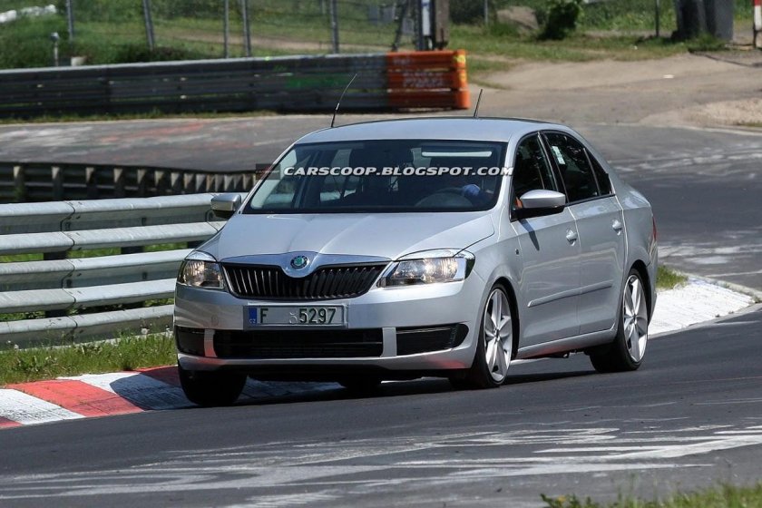 Škoda Рапид 2012
