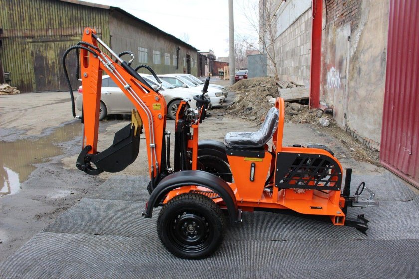 Мини-экскаватор strong m 1000