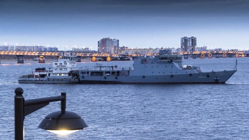 Боевой корабль