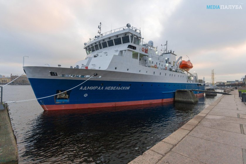 Сахалин паром судно