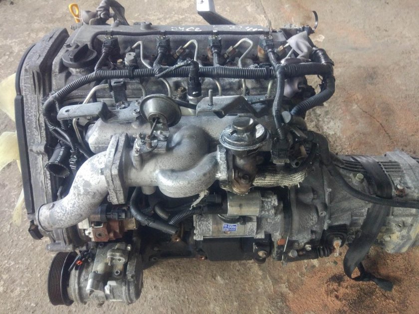 Двигатель Hyundai Starex 2.5