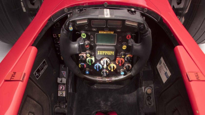 Руль болида ф1 Ferrari