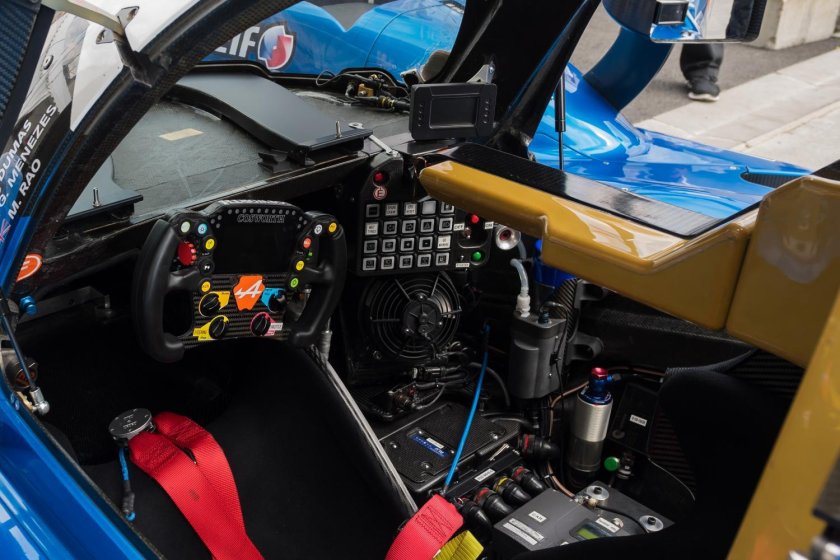 Альпина Cockpit