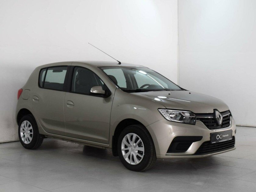 Рено Сандеро 2022