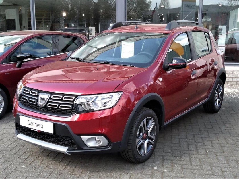 Рено Сандеро степвей 3