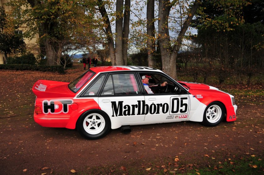 Мальборо цвет машины