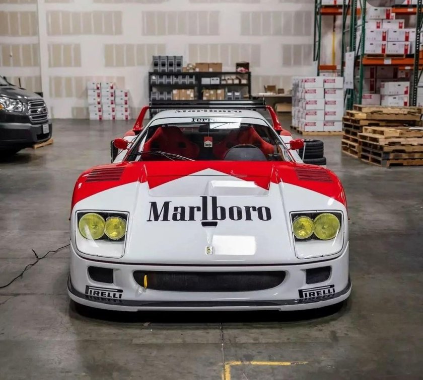 Феррари ф40 Marlboro