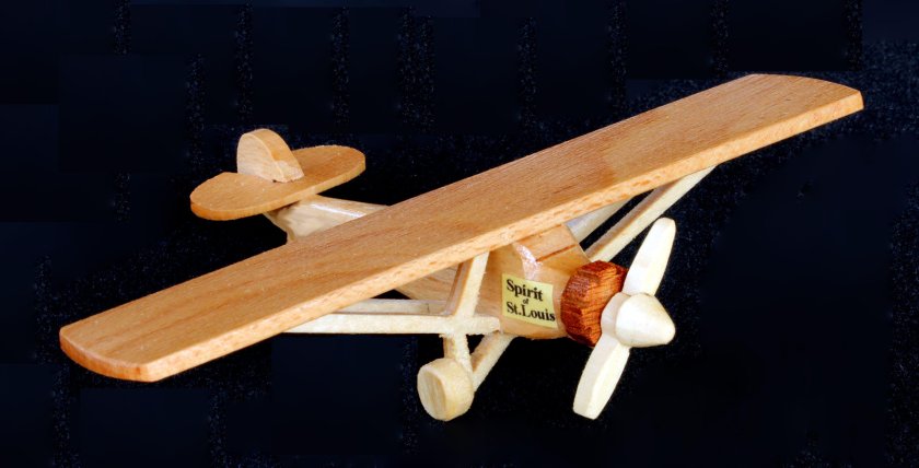 Деревянный самолет