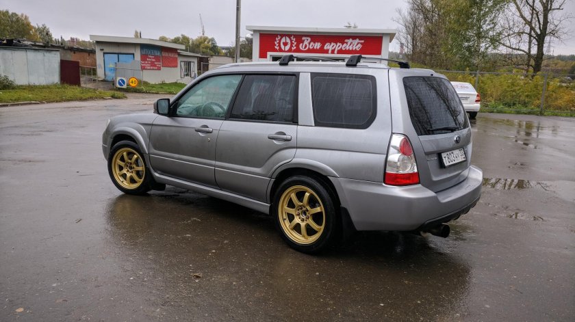 Subaru Forester sg5