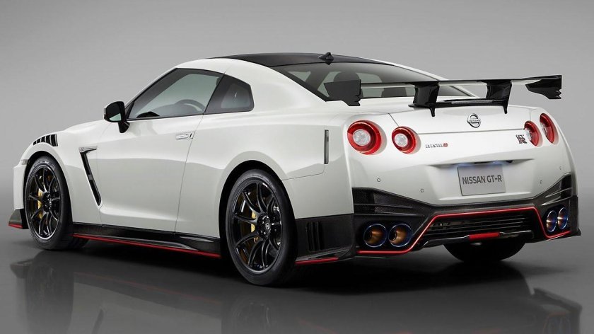 Nissan GTR r35 2020