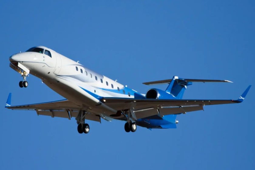 Embraer EMB-135bj Legacy 650