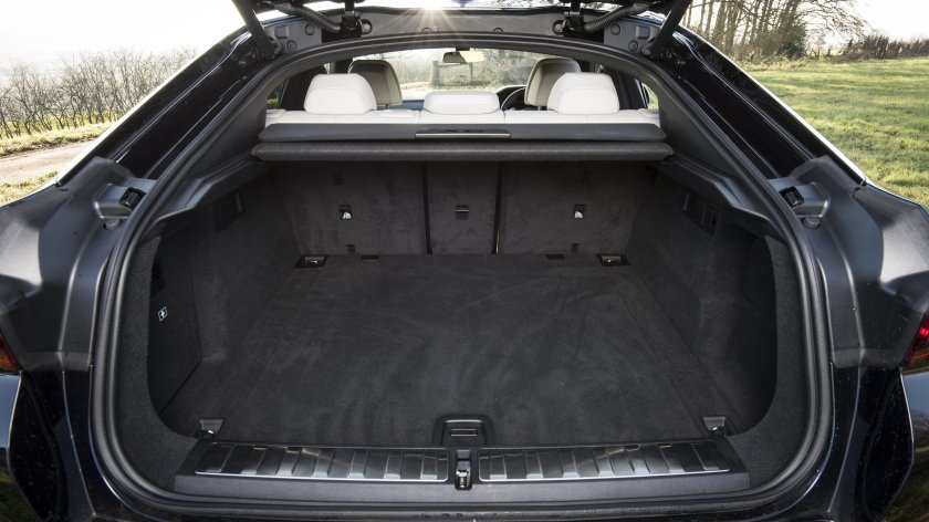 BMW x6 багажник