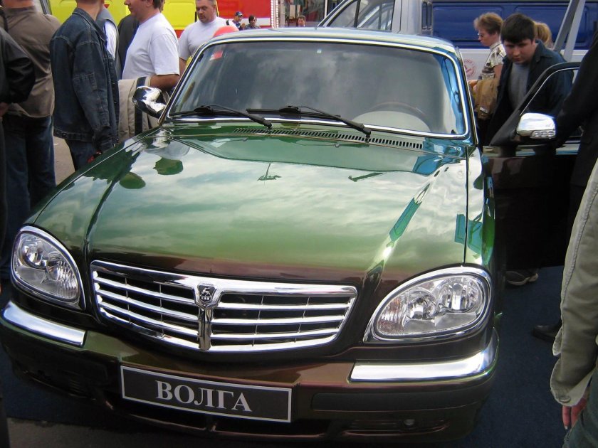 Волга ГАЗ 31105