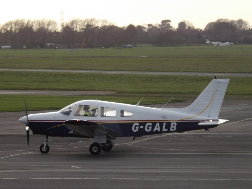 Piper pa-28 Cherokee