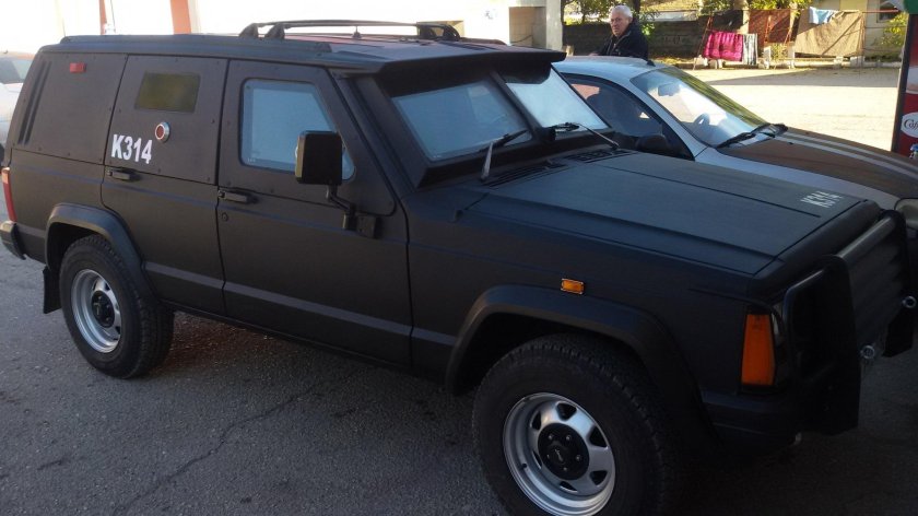 Jeep Cherokee, 1996 бронированный