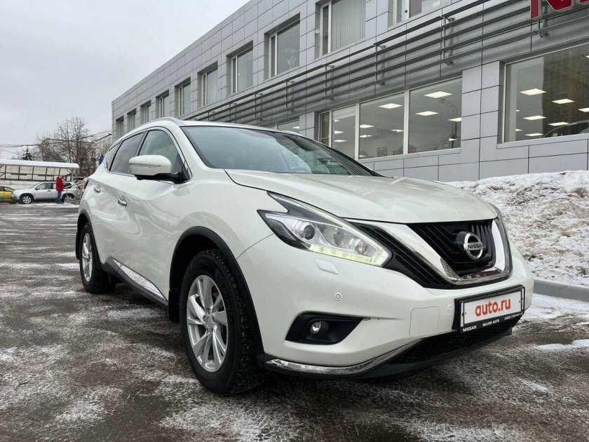 Nissan Murano 2019 белый