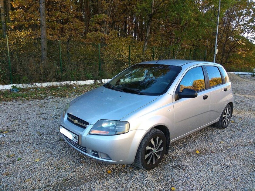 Chevrolet Aveo t200 хэтчбек