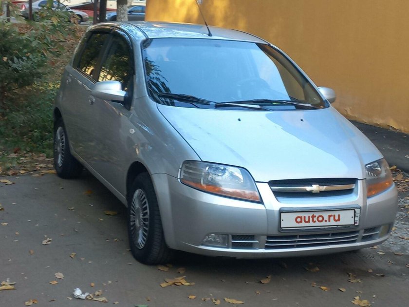 Чёрная крыша Шевроле Авео т250 серая