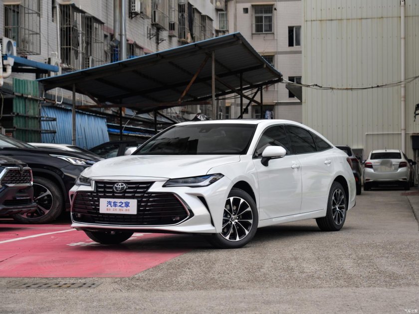 Toyota Avalon 2023