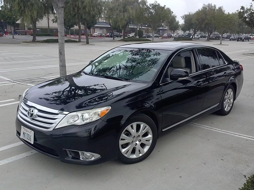 Toyota Avalon 2011