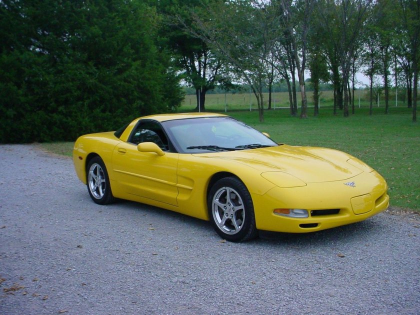 Chevrolet Corvette 2003