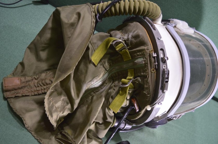 Гермошлем ГШ-6