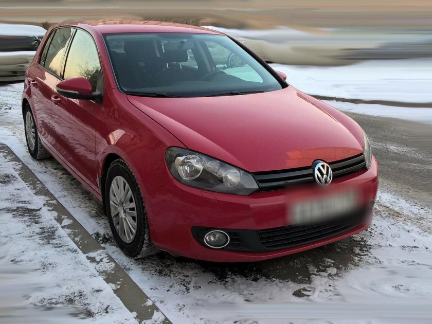 VW Golf 6 красный