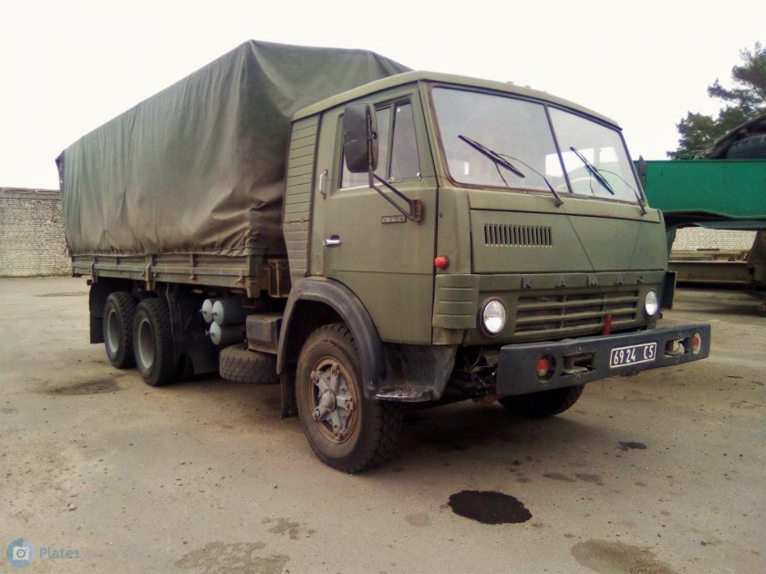 КАМАЗ 5320 армейский