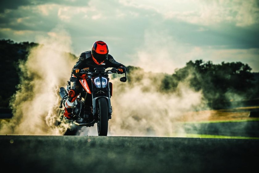 KTM Duke 790
